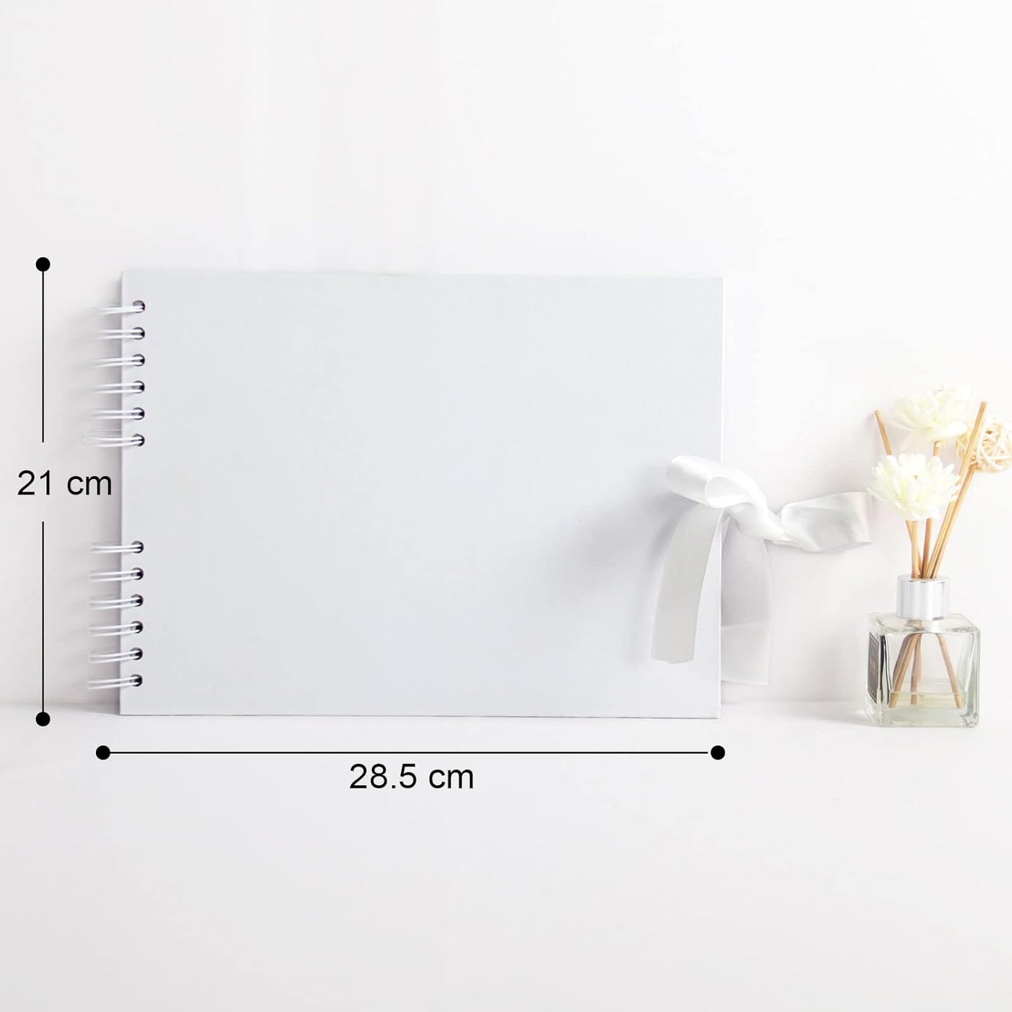 Elegant Scrapbook Photo Album – Preserve & Personalize Your Memories